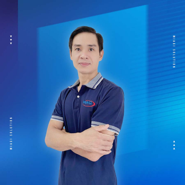 sếp nam